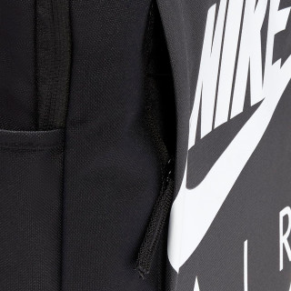 NIKE Produkte Elemental 