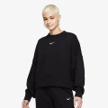 Nike Sportswear Essentials 