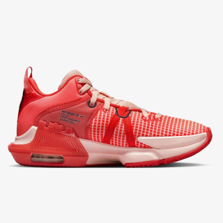 Nike LeBron Witness VII 
