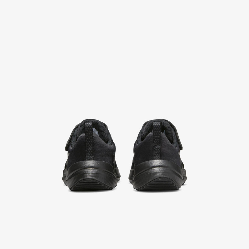 Nike Downshifter 12 