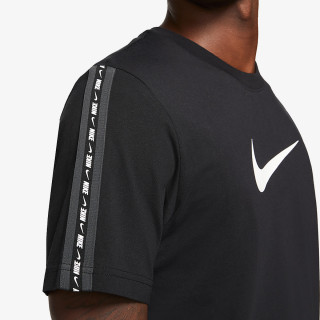 SPORTSWEAR 