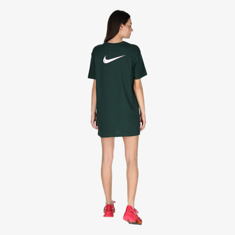 Sportswear Swoosh 