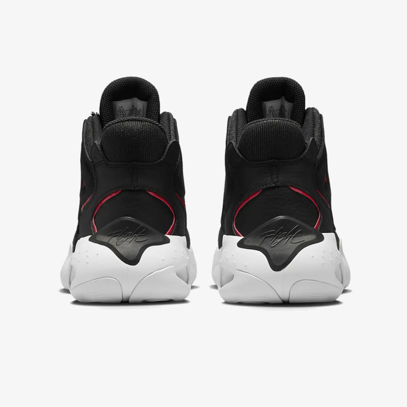 Nike Jordan Max Aura 4 