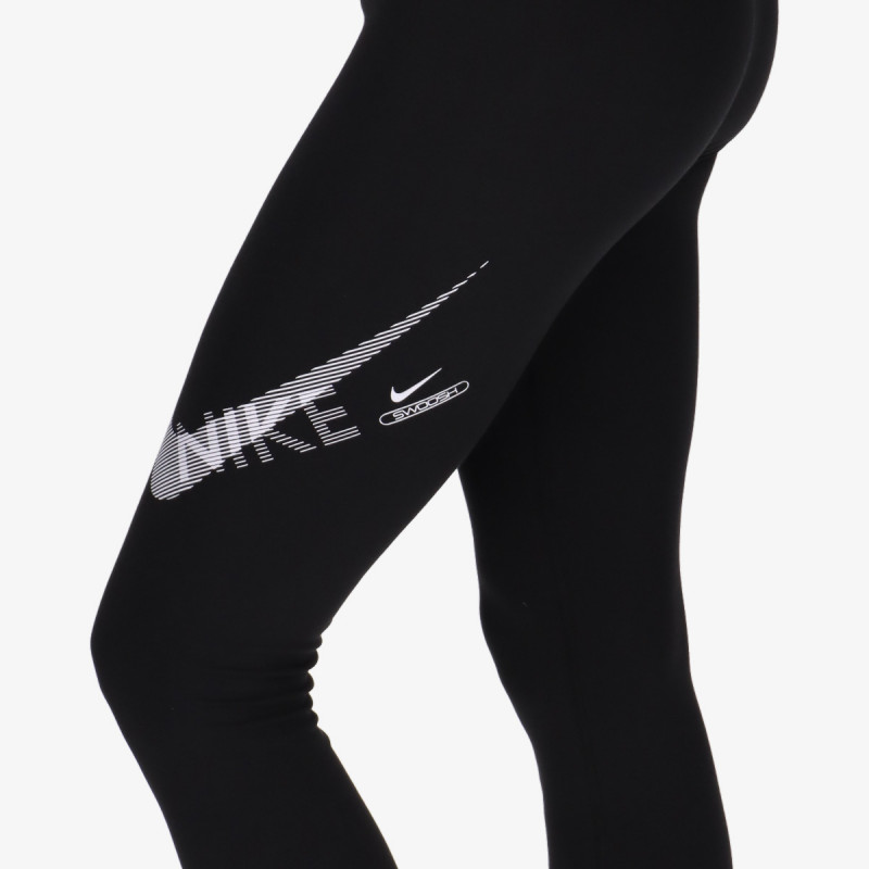 Nike Sportswear Swoosh 