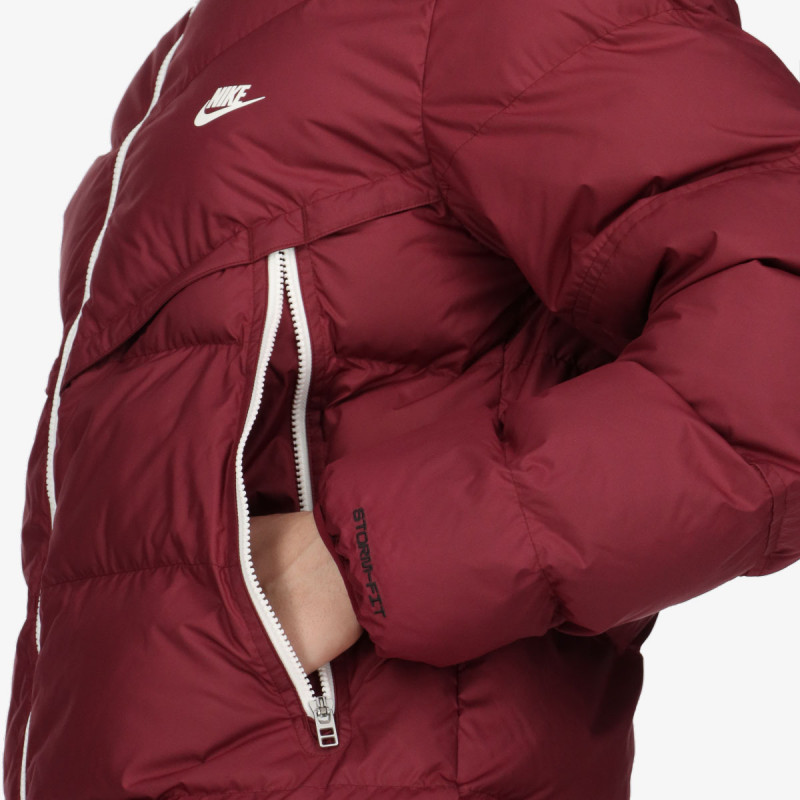 Nike Sportswear 