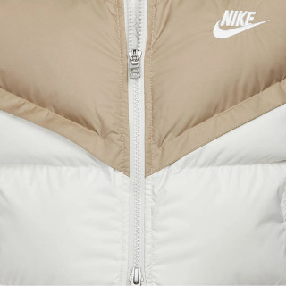 Nike Storm-FIT Windrunner 