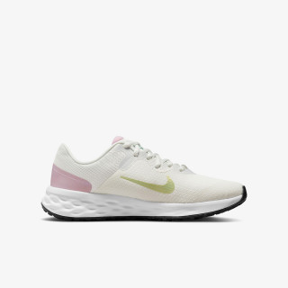 Nike Revolution 6 Next Nature 
