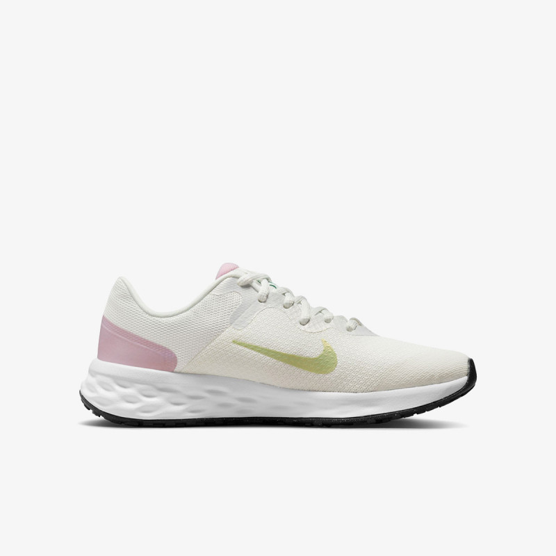 Nike Revolution 6 Next Nature 