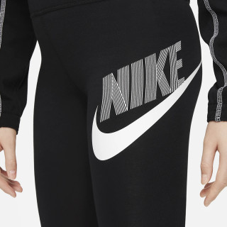 Nike Sportswear Favorites 