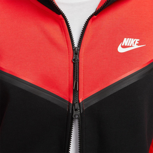 Nike Sportswear 