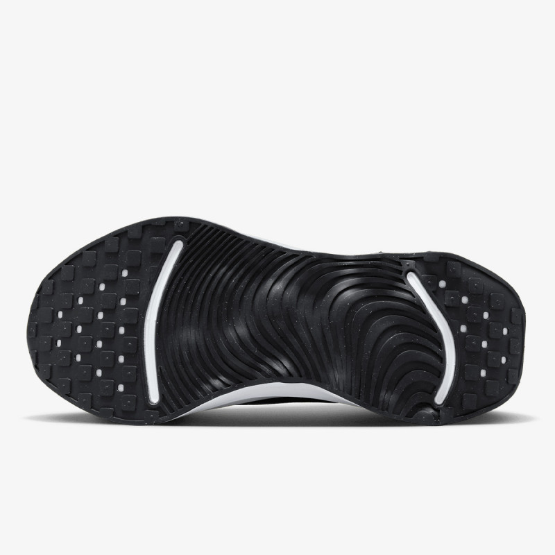 Nike Escape Momentum 