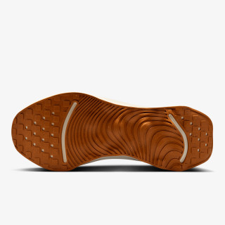 Nike Escape Momentum 