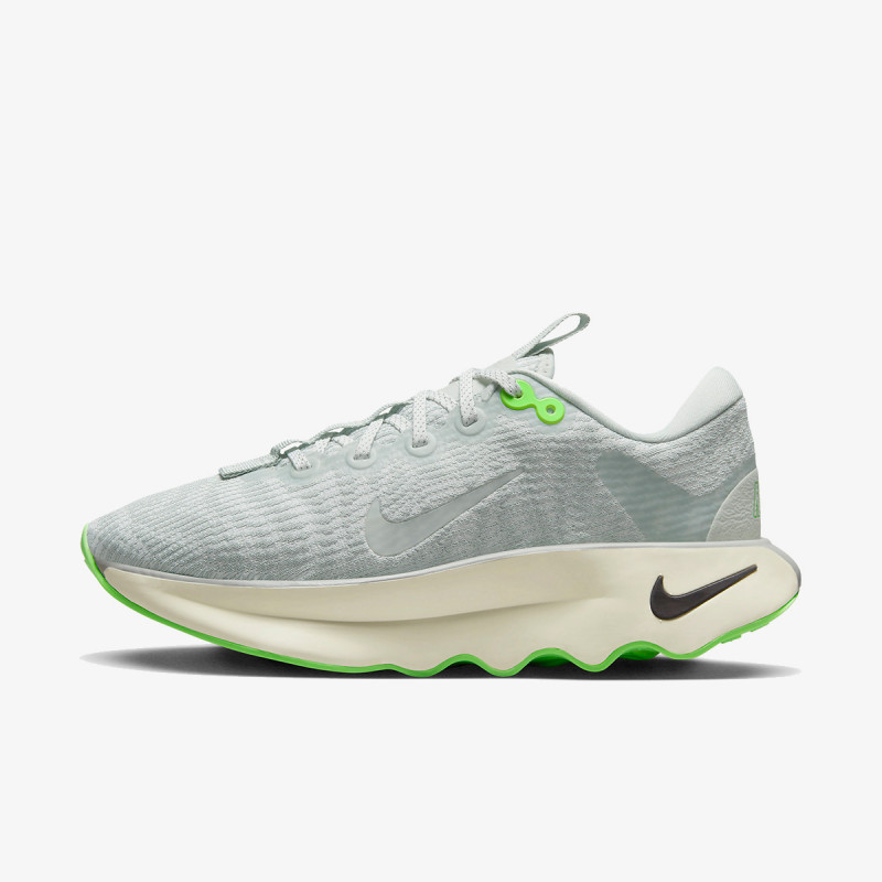 Nike momentum clearance
