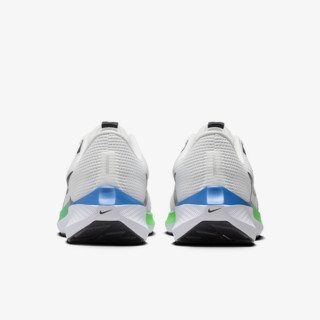 Nike Pegasus 40 