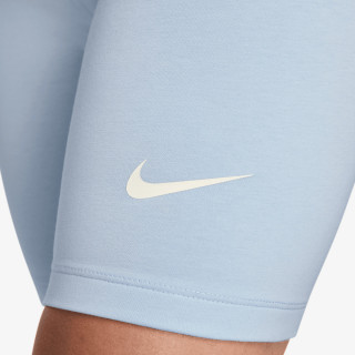 Nike Classic 