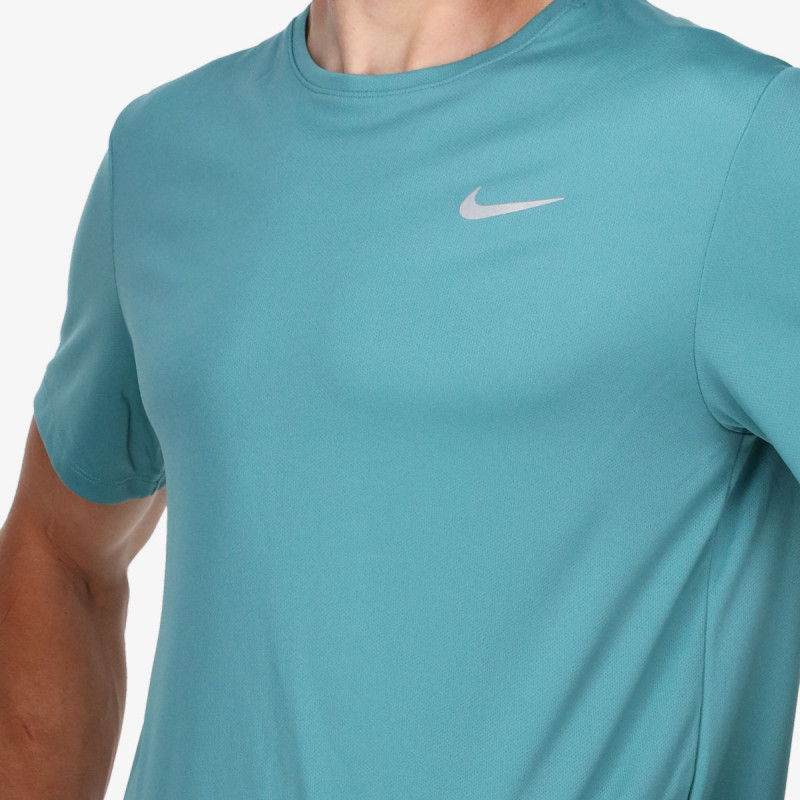 Dri-FIT UV Miler 
