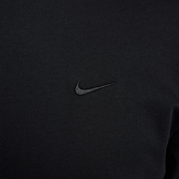 Nike Dri-FIT Primary 