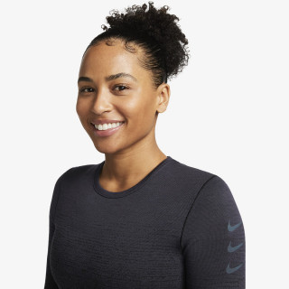 Nike Dri-FIT Advance Run Division 