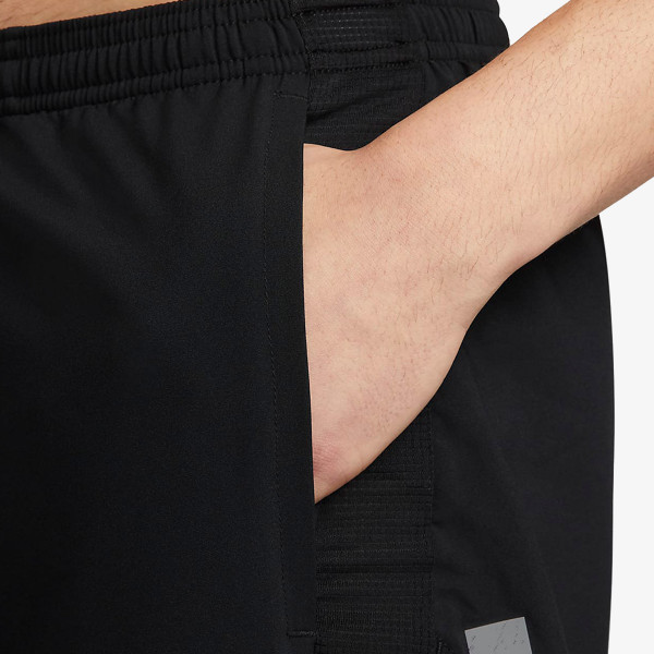 Nike Dri-FIT Run Division Stride 