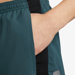 Nike M NK RDVN 8IN HYB STRIDE SHORT 