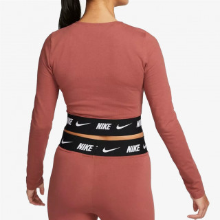 Nike Sportswear 