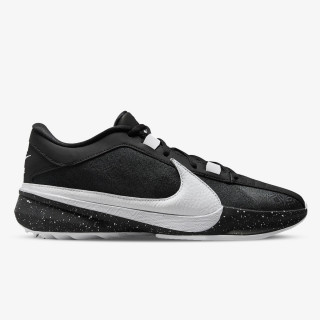 Zoom Freak 5 