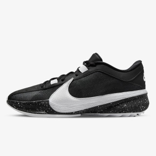 Zoom Freak 5 