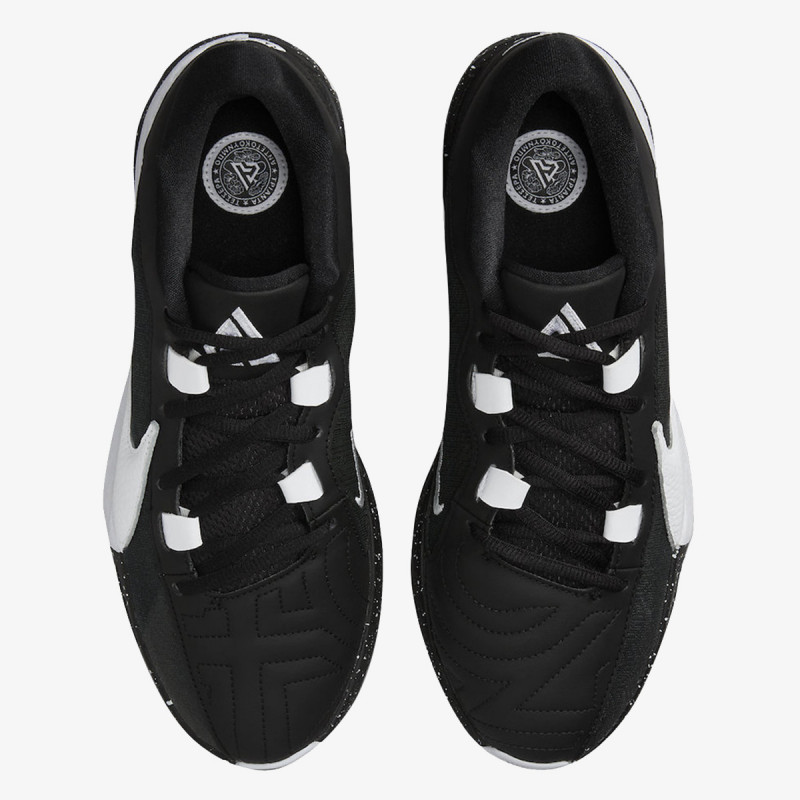 Zoom Freak 5 