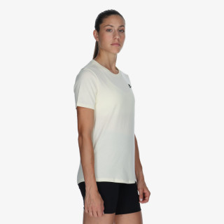 Sportswear Club Essentials 