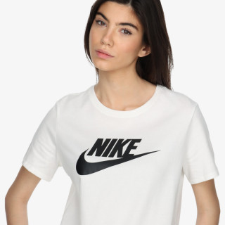 Sportswear Essentials 