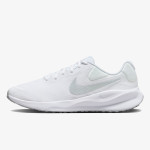 Nike Revolution 7 