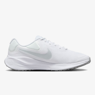 Nike Revolution 7 