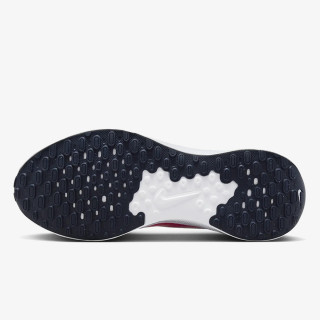 Nike Revolution 7 