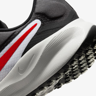 Nike Revolution 7 
