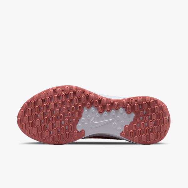 Nike Revolution 7 