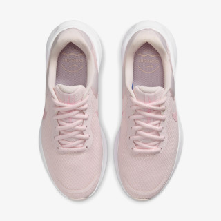 Nike Revolution 7 