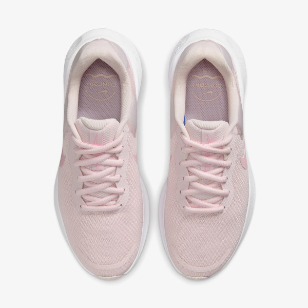 Nike Revolution 7 