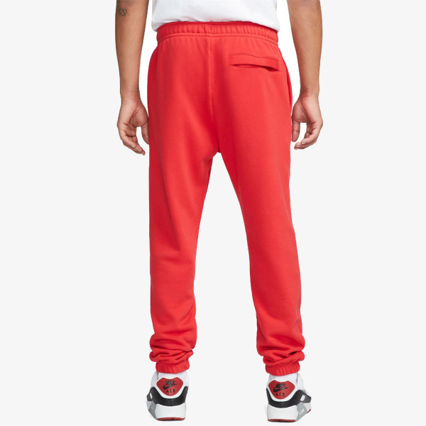 Nike Club Fleece+ 