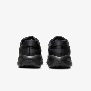 Nike Revolution 7 