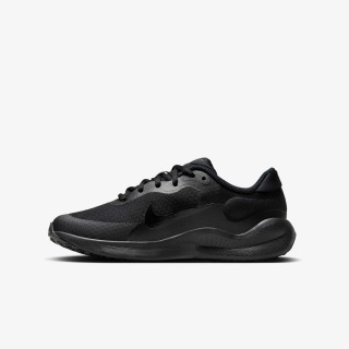 Nike Revolution 7 