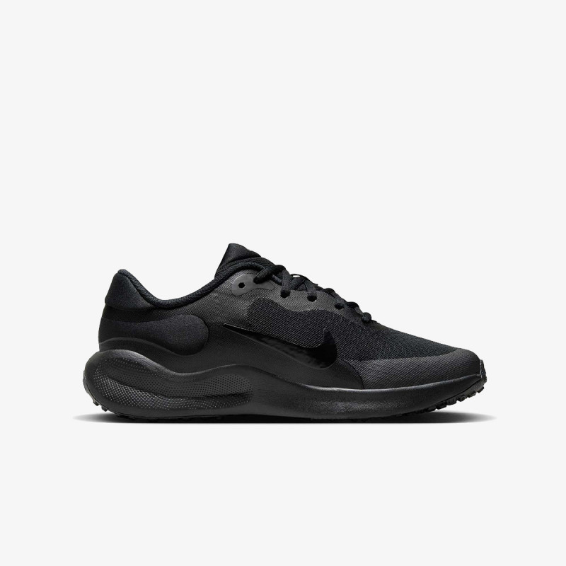Nike Revolution 7 