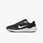 Nike Revolution 7 
