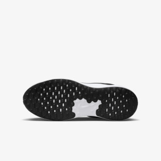 Nike Revolution 7 