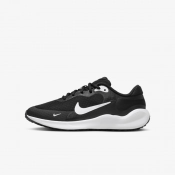 Nike Revolution 7 