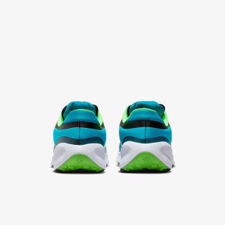 Nike Revolution 7 