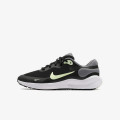 Nike Revolution 7 