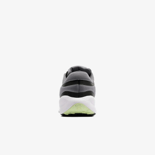 Nike Revolution 7 