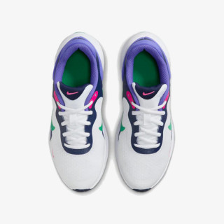 Nike Revolution 7 
