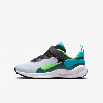 Nike Revolution 7 