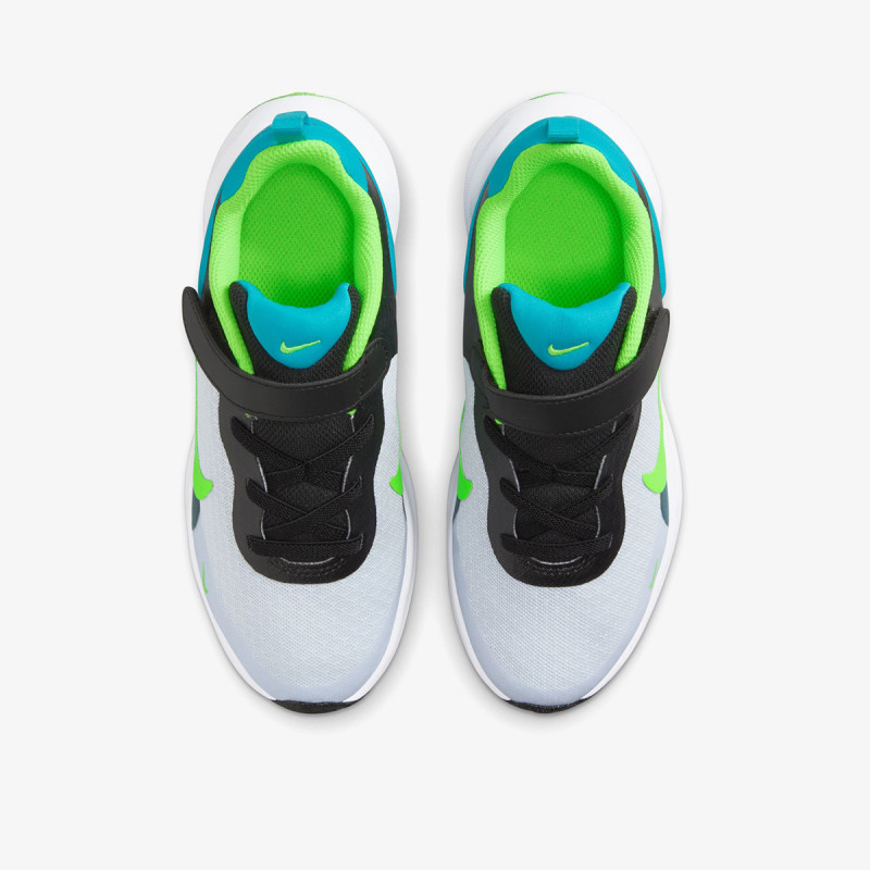 Nike Revolution 7 